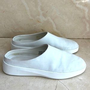 Wolf & Shepherd - Cruise Mule - White